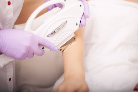 自分の肌質・毛質に合った脱毛機器の選び方と注意点